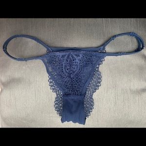 Lace thong